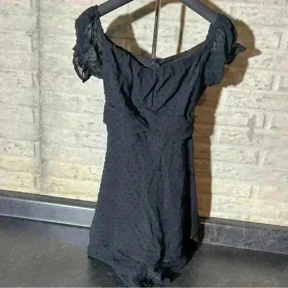 Fixmatti Women Ruffle Rompers Short Sleeve Chiffon Shorts Jumpsuit- M- NWOT - Picture 3 of 13